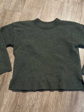 Reformation Women’s Wool Crew Neck Sweater Size XS Green